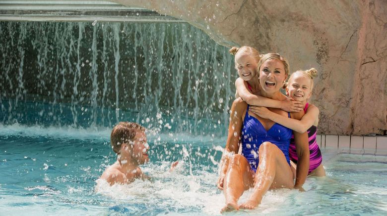 <b>Holiday Club Caribia Pool</b>. Images powered by <a href="https://www.leonardoworldwide.com/" title="Leonardo Worldwide" target="_blank">Leonardo</a>.