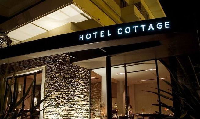 Hotel Cottage Exterior