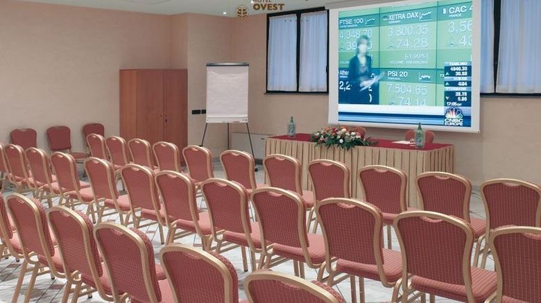 <b>Hotel Ovest Meeting</b>. Images powered by <a href="https://www.leonardoworldwide.com/" title="Leonardo Worldwide" target="_blank">Leonardo</a>.
