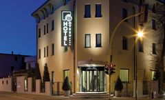 Hotel Ovest