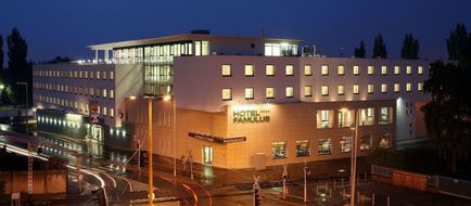 Hotel Famulus Exterior