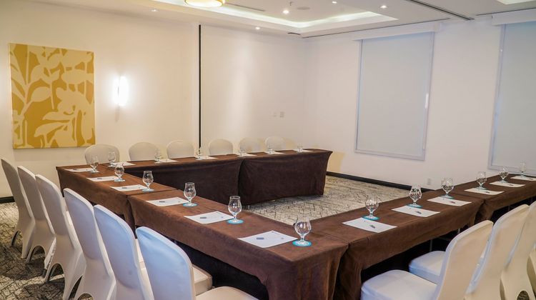 Hilton Garden Inn Panama City Meeting