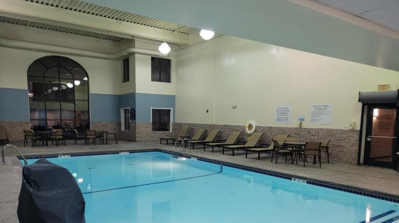 <b>Holiday Inn Express Hotel and Suites Buf Pool</b>. Images powered by <a href="https://www.leonardoworldwide.com/" title="Leonardo Worldwide" target="_blank">Leonardo</a>.