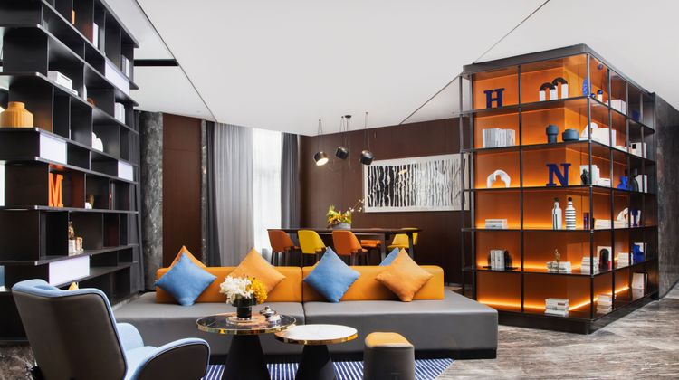 Hampton by Hilton Hongqiao Jiuting Lobby