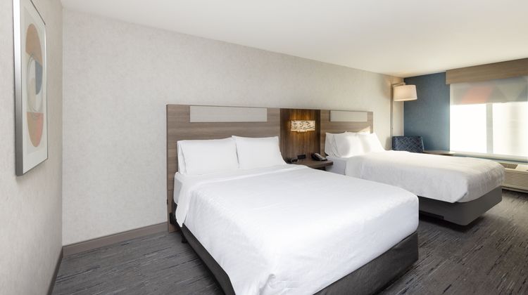 Holiday Inn Express and Suites Missoula Room