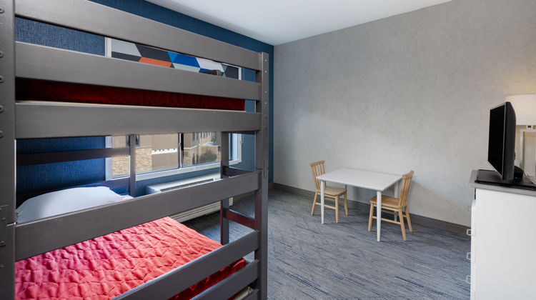 Holiday Inn Express and Suites Missoula Suite