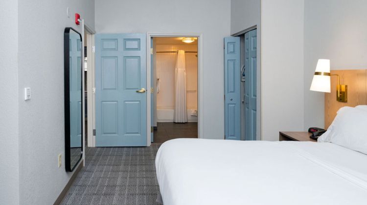 Staybridge Suites Room