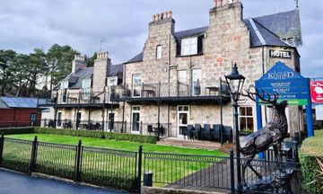 Loch Kinord Hotel