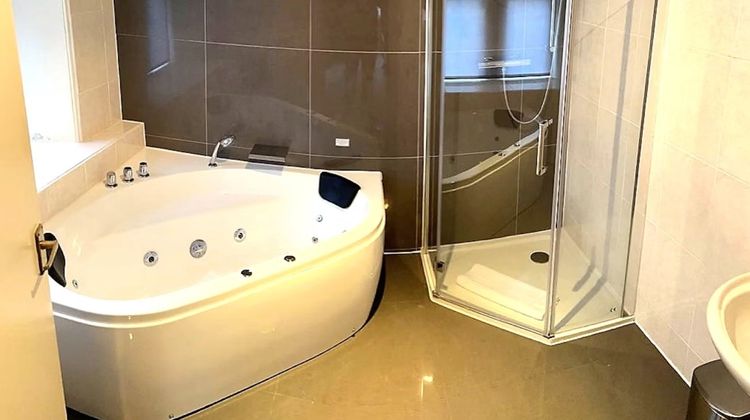 Loch Kinord Hotel Room