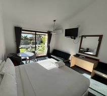 Karri Forest Motel Room