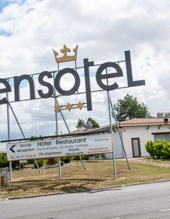 Lensotel Hotel