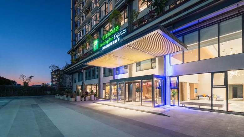 <b>Holiday Inn Exp Puer Simao Exterior</b>. Images powered by <a href="https://www.leonardoworldwide.com/" title="Leonardo Worldwide" target="_blank">Leonardo</a>.