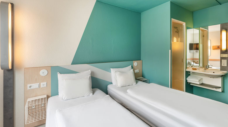 <b>B&B Hotel Freiburg West Room</b>. Images powered by <a href="https://www.leonardoworldwide.com/" title="Leonardo Worldwide" target="_blank">Leonardo</a>.