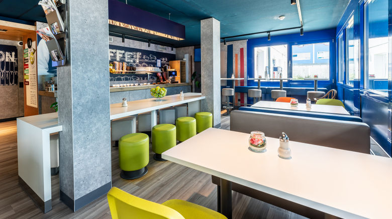 <b>B&B Hotel Freiburg West Restaurant</b>. Images powered by <a href="https://www.leonardoworldwide.com/" title="Leonardo Worldwide" target="_blank">Leonardo</a>.