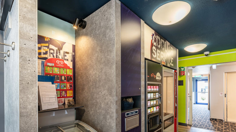 <b>B&B Hotel Freiburg West Lobby</b>. Images powered by <a href="https://www.leonardoworldwide.com/" title="Leonardo Worldwide" target="_blank">Leonardo</a>.