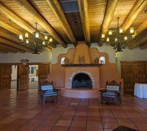 Sagebrush Inn & Conference Center Lobby