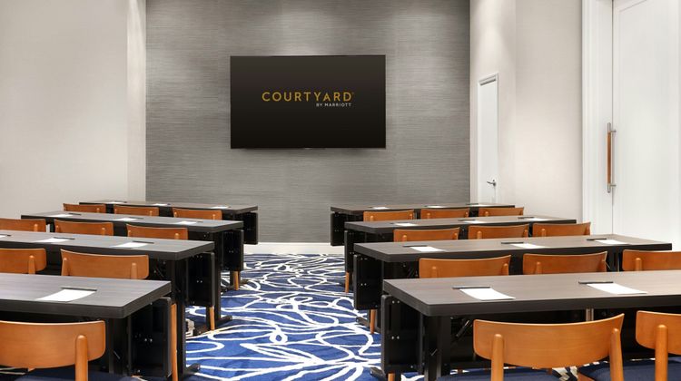 Courtyard New York Manhattan/Chelsea Meeting