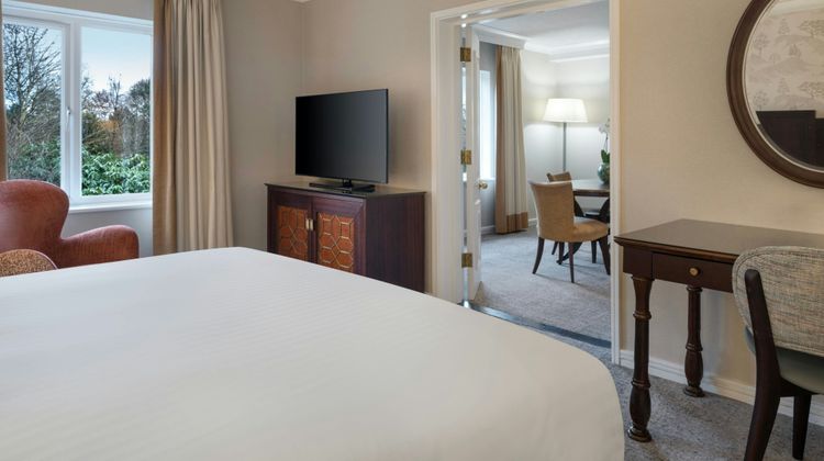Delta Hotels Tudor Park Country Club Suite