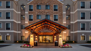 Staybridge Suites - Omaha