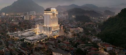 Four Points by Sheraton Ha Giang Exterior