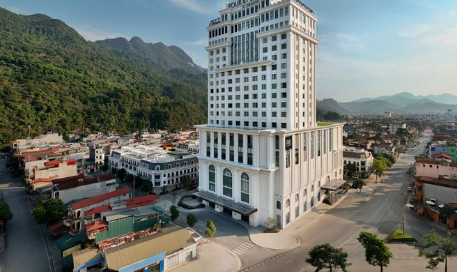 Four Points by Sheraton Ha Giang Exterior
