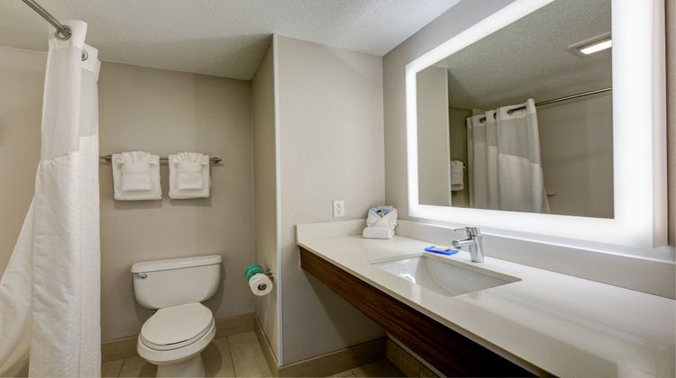 Holiday Inn Express Room