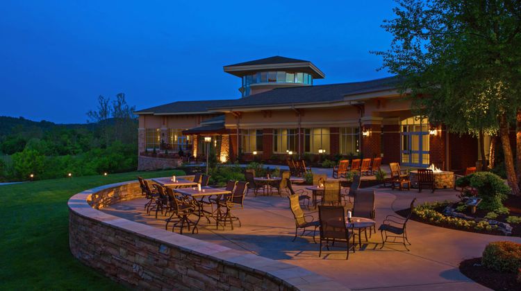 Meadowview Conference Resort Exterior