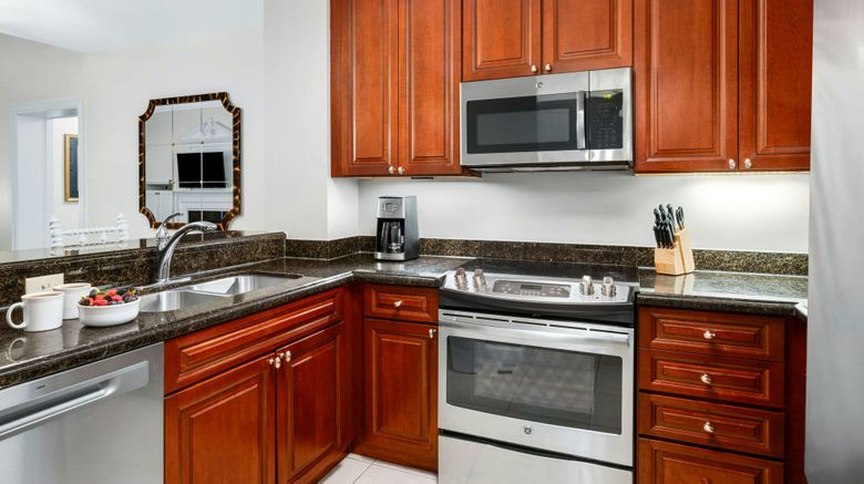 <b>Marriott's Manor Club at Ford's Colony Room</b>. Images powered by <a href="https://www.leonardoworldwide.com/" title="Leonardo Worldwide" target="_blank">Leonardo</a>.