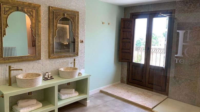 <b>Hacienda Del Cardenal Room</b>. Images powered by <a href="https://www.leonardoworldwide.com/" title="Leonardo Worldwide" target="_blank">Leonardo</a>.