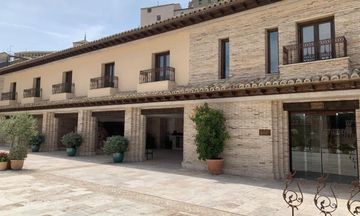 Hacienda Del Cardenal