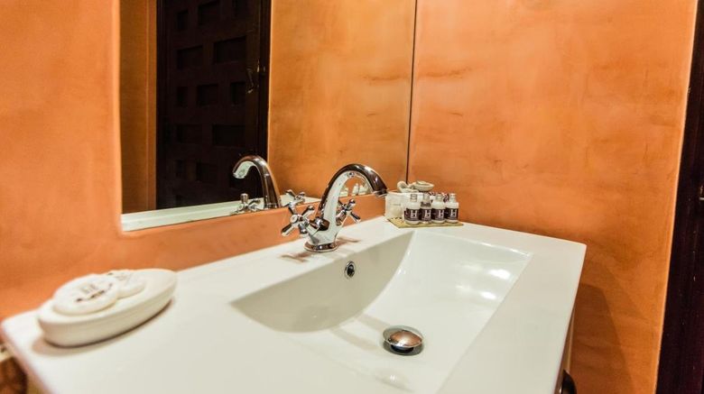 <b>Hacienda Del Cardenal Room</b>. Images powered by <a href="https://www.leonardoworldwide.com/" title="Leonardo Worldwide" target="_blank">Leonardo</a>.