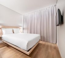 Moov Lisbon Oriente Room