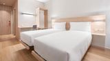 Moov Lisbon Oriente Room