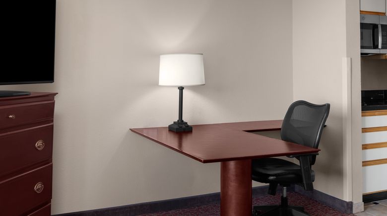 <b>Larkspur Landing Bellevue Hotel Suite</b>. Images powered by <a href="https://www.leonardoworldwide.com/" title="Leonardo Worldwide" target="_blank">Leonardo</a>.