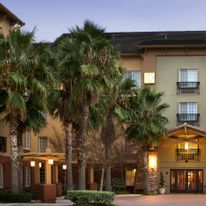 Larkspur Landing Bellevue Hotel