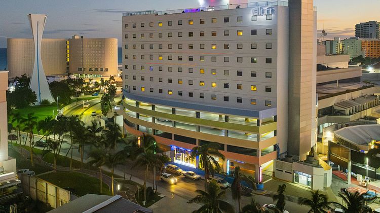 aloft Cancun Exterior