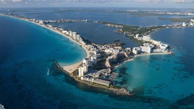 aloft Cancun