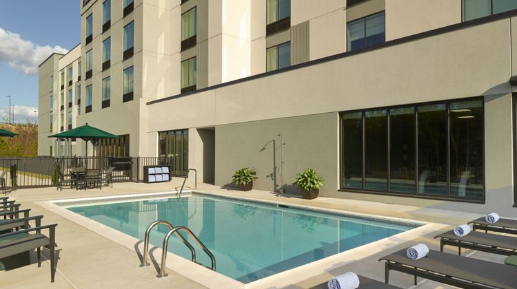 Fairfield by Marriott Inn & Suites Grove Pool