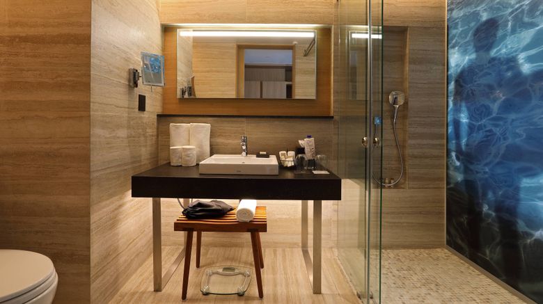 <b>Renaissance Cancun Resort & Marina Room</b>. Images powered by <a href="https://www.leonardoworldwide.com/" title="Leonardo Worldwide" target="_blank">Leonardo</a>.