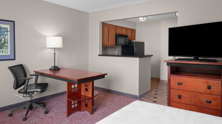 <b>Larkspur Landing Campbell Hotel Suite</b>. Images powered by <a href="https://www.leonardoworldwide.com/" title="Leonardo Worldwide" target="_blank">Leonardo</a>.