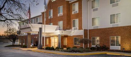 Fairfield Inn & Suites by Marriott Exterior