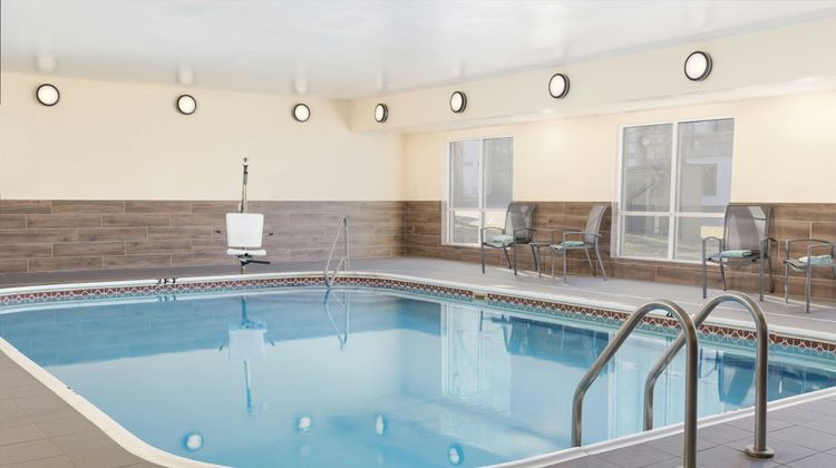 Fairfield Inn & Suites by Marriott Pool