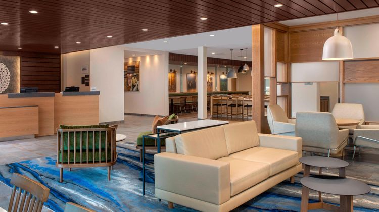 Fairfield Inn & Suites Metairie Lobby