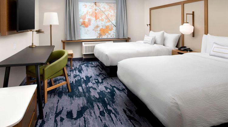 Fairfield Inn & Suites Metairie Room