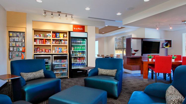 TownePlace Suites New Orleans/Harvey Lobby