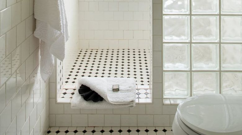 <b>Chamberlin Inn Room</b>. Images powered by <a href="https://www.leonardoworldwide.com/" title="Leonardo Worldwide" target="_blank">Leonardo</a>.