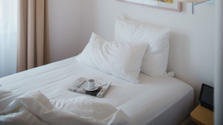 <b>MOMA1890 Boutique Hotel Room</b>. Images powered by <a href="https://www.leonardoworldwide.com/" title="Leonardo Worldwide" target="_blank">Leonardo</a>.
