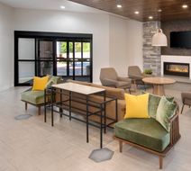 Fairfield Inn & Suites Columbia Downtown Lobby