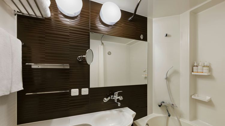 Four Points Flex by Sheraton Shin Osaka Room