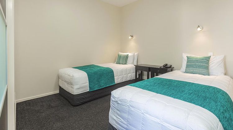540 On Great South Motel Room